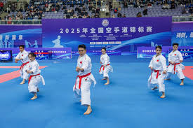 他们通过精 他们通过精